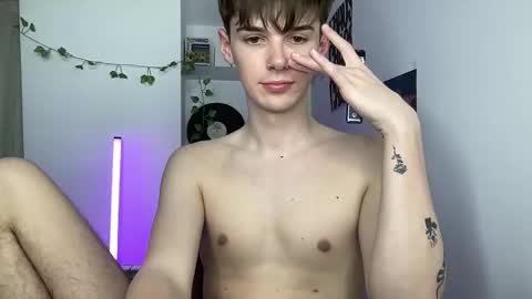 yoursweetyguy online show from June 3, 2026, 4:12 pm