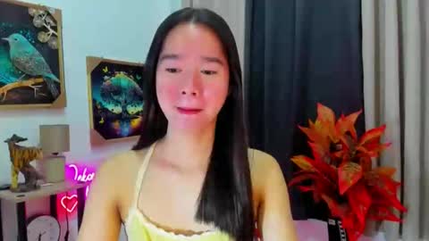 yourtinybunny online show from February 22, 2026, 10:47 am