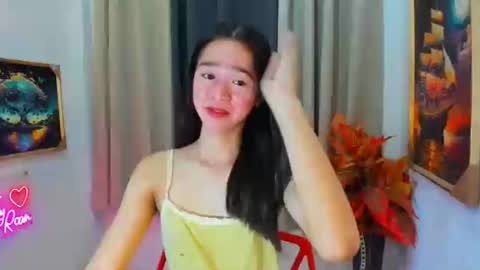 yourtinybunny online show from March 20, 2026, 11:26 am