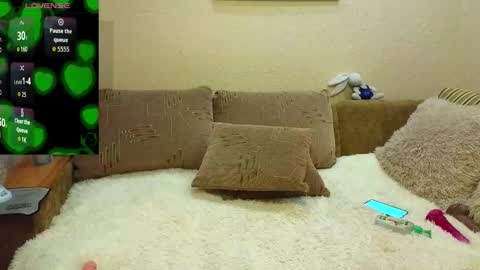 Snapshot of yourxqueen chatting on September 30, 2025, 5:45 am YourXQueen online show from September 30, 2025, 5:45 am