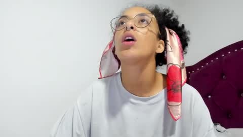 Snapshot of youwishtobeme chatting on March 6, 2025, 12:32 am elizabeth ju online show from March 6, 2025, 12:32 am