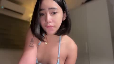 YowgineTheGreat online show from December 14, 2025, 12:10 pm