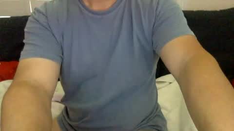 Snapshot of yque2 chatting on July 6, 2026, 3:36 pm yque online show from July 6, 2026, 3:36 pm