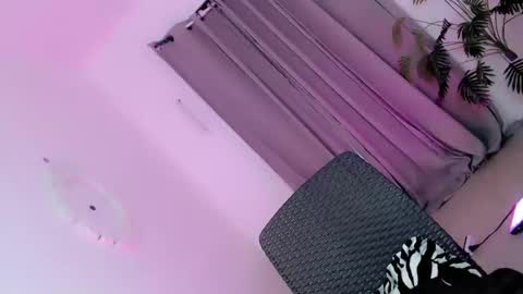 ysabella_love69 online show from November 24, 2025, 11:10 am