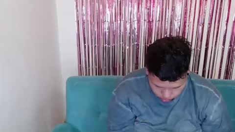 yul and val couple online show from February 21, 2026, 1:01 pm