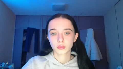 Yuliia online show from December 21, 2025, 10:00 am