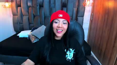 yumeko_michael online show from June 13, 2026, 8:51 pm