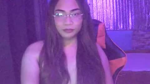 Snapshot of yummy_jane12 chatting on November 18, 2025, 9:14 am Boa Bigcock online show from November 18, 2025, 9:14 am