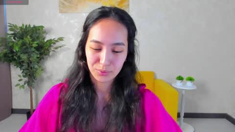 Cindey online show from April 11, 2026, 7:45 am