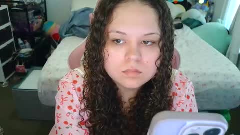 yummyxtummy online show from May 26, 2026, 5:20 pm