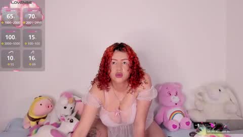 yunahott_ online show from September 30, 2025, 4:17 am