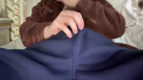 Snapshot of yungbull06 chatting on February 15, 2025, 6:44 pm Yung Bull online show from February 15, 2025, 6:44 pm