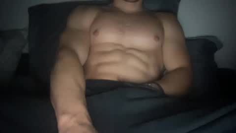 Snapshot of yungbull06 chatting on September 15, 2025, 3:06 am Yung Bull online show from September 15, 2025, 3:06 am