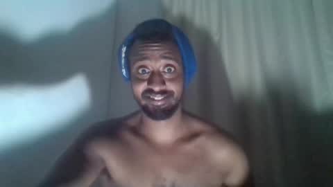 yungswade online show from January 13, 2025, 1:23 am