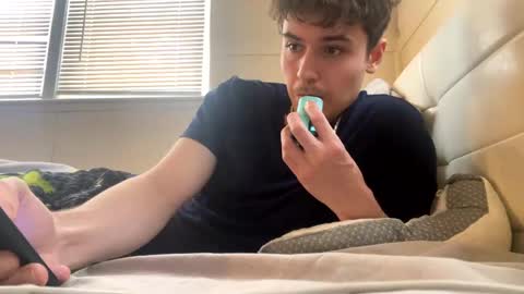 yungstudbev online show from January 20, 2025, 5:59 pm