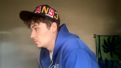 yungstudbev online show from February 5, 2025, 6:04 pm