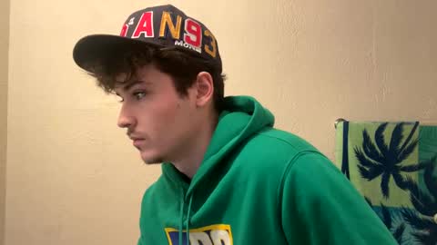 yungstudbev online show from February 10, 2025, 9:58 pm