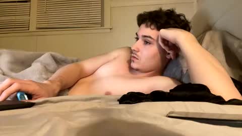 yungstudbev online show from February 28, 2025, 12:32 am