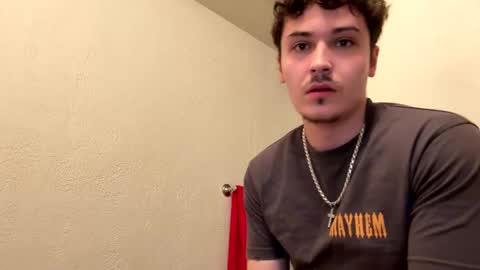 yungstudbev online show from October 14, 2025, 4:13 am