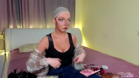 Tara online show from March 10, 2026, 11:48 am