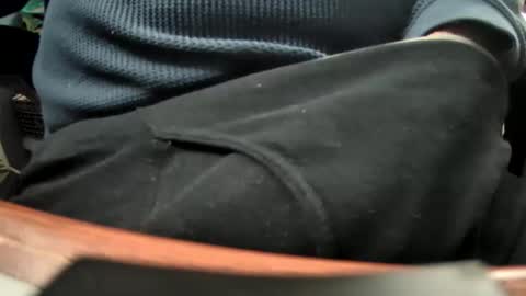 yuppers1234 online show from January 12, 2026, 2:33 pm