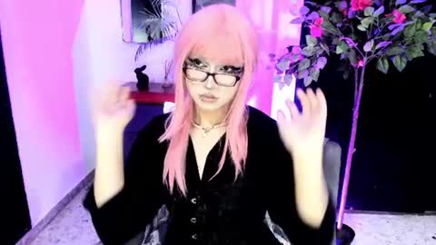 Yuri Kay online show from June 9, 2026, 9:37 pm