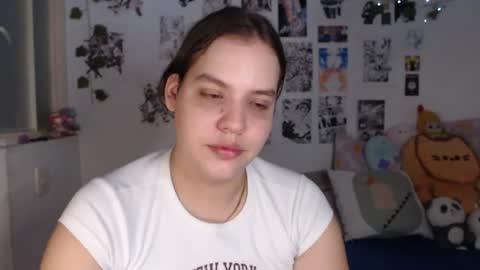 yuriko  online show from June 17, 2026, 10:54 pm