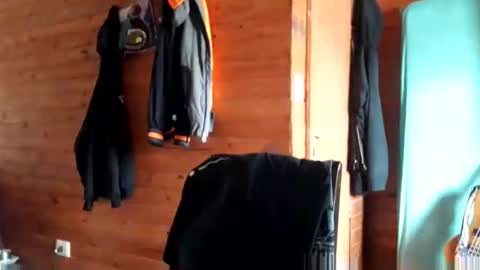 Yuumi online show from December 20, 2025, 7:10 pm