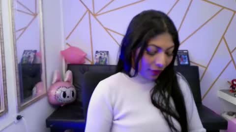 yvanna__smith online show from February 3, 2026, 4:10 am