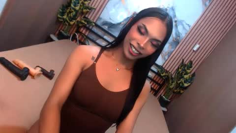 Snapshot of yvonnellvs chatting on February 26, 2026, 9:25 pm yvonnellvs online show from February 26, 2026, 9:25 pm