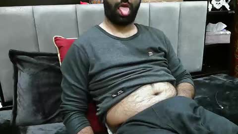 Bi BearXXX online show from March 5, 2026, 6:04 pm