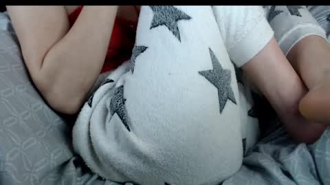 Snapshot of yzza_suave chatting on February 27, 2025, 7:26 pm yzza_suave online show from February 27, 2025, 7:26 pm