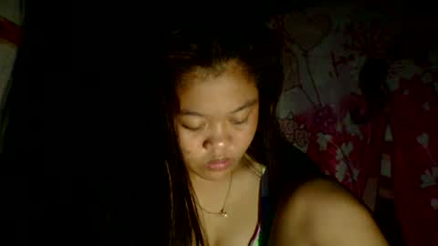 Snapshot of z0elyn chatting on July 8, 2026, 1:04 pm z0elyn online show from July 8, 2026, 1:04 pm