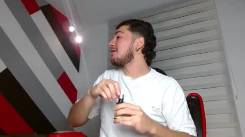 Snapshot of zac_golden chatting on January 19, 2026, 11:36 am Zack online show from January 19, 2026, 11:36 am