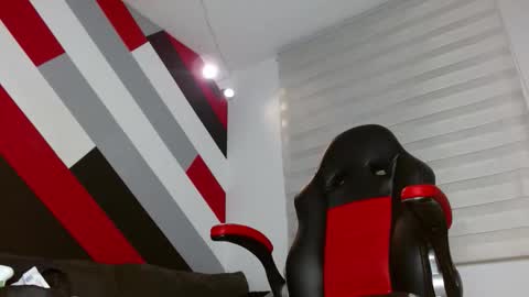 Snapshot of zac_golden chatting on February 5, 2026, 11:59 am Zack online show from February 5, 2026, 11:59 am