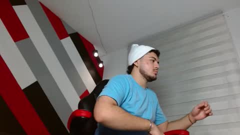 Snapshot of zac_golden chatting on February 17, 2026, 11:40 am Zack online show from February 17, 2026, 11:40 am