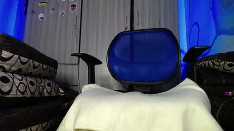 Zac Freelance model online show from February 4, 2025, 8:38 pm