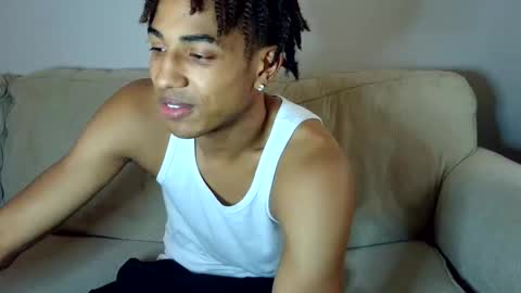 Snapshot of zachbrownn chatting on October 29, 2025, 3:53 am zachbrownn online show from October 29, 2025, 3:53 am