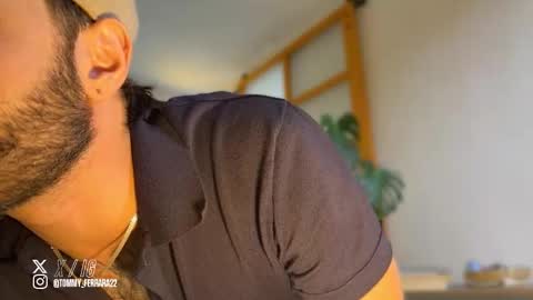 Snapshot of zack_sullivan22 chatting on February 1, 2026, 3:43 pm zack_sullivan22 online show from February 1, 2026, 3:43 pm