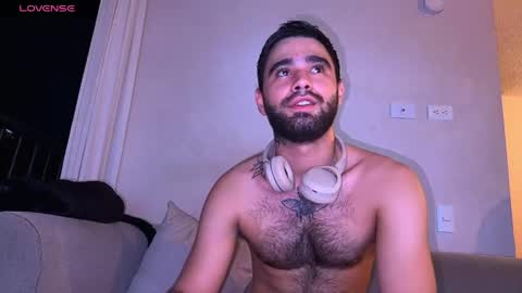 zack_sullivan22 online show from May 15, 2026, 11:23 pm