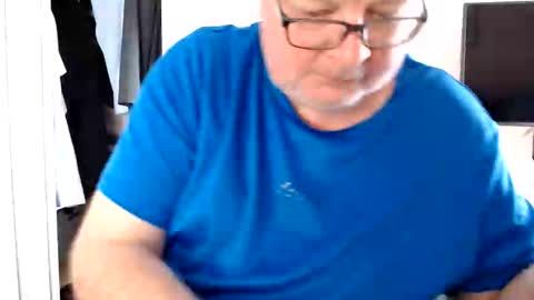 Zac Smitj online show from June 7, 2026, 9:13 am