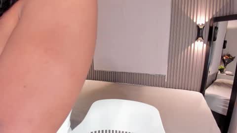 zafira online show from December 16, 2025, 1:16 pm