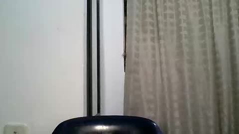 Zafiro online show from April 28, 2026, 5:29 pm