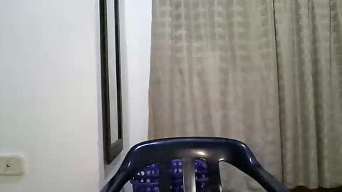 Zafiro online show from April 29, 2026, 6:36 pm