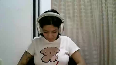 Zafiro online show from April 30, 2026, 2:56 pm