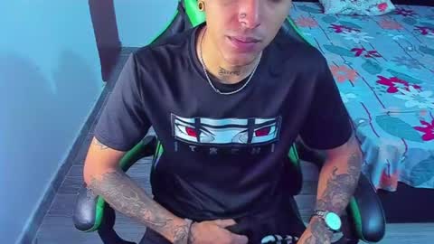 BiG Zafiro online show from June 13, 2026, 3:32 pm