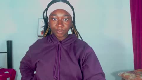 Snapshot of zahhysims chatting on February 24, 2025, 10:37 am zahhy online show from February 24, 2025, 10:37 am