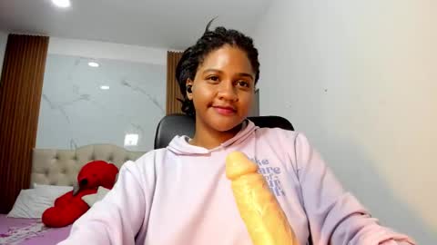 zahra_rose online show from February 12, 2026, 11:27 am