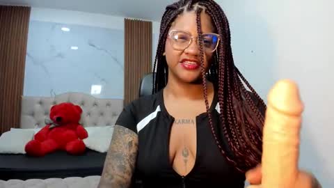 zahra_rose online show from February 16, 2026, 8:27 pm