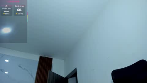 Snapshot of zahra_rose chatting on April 20, 2026, 11:46 am zahra_rose online show from April 20, 2026, 11:46 am